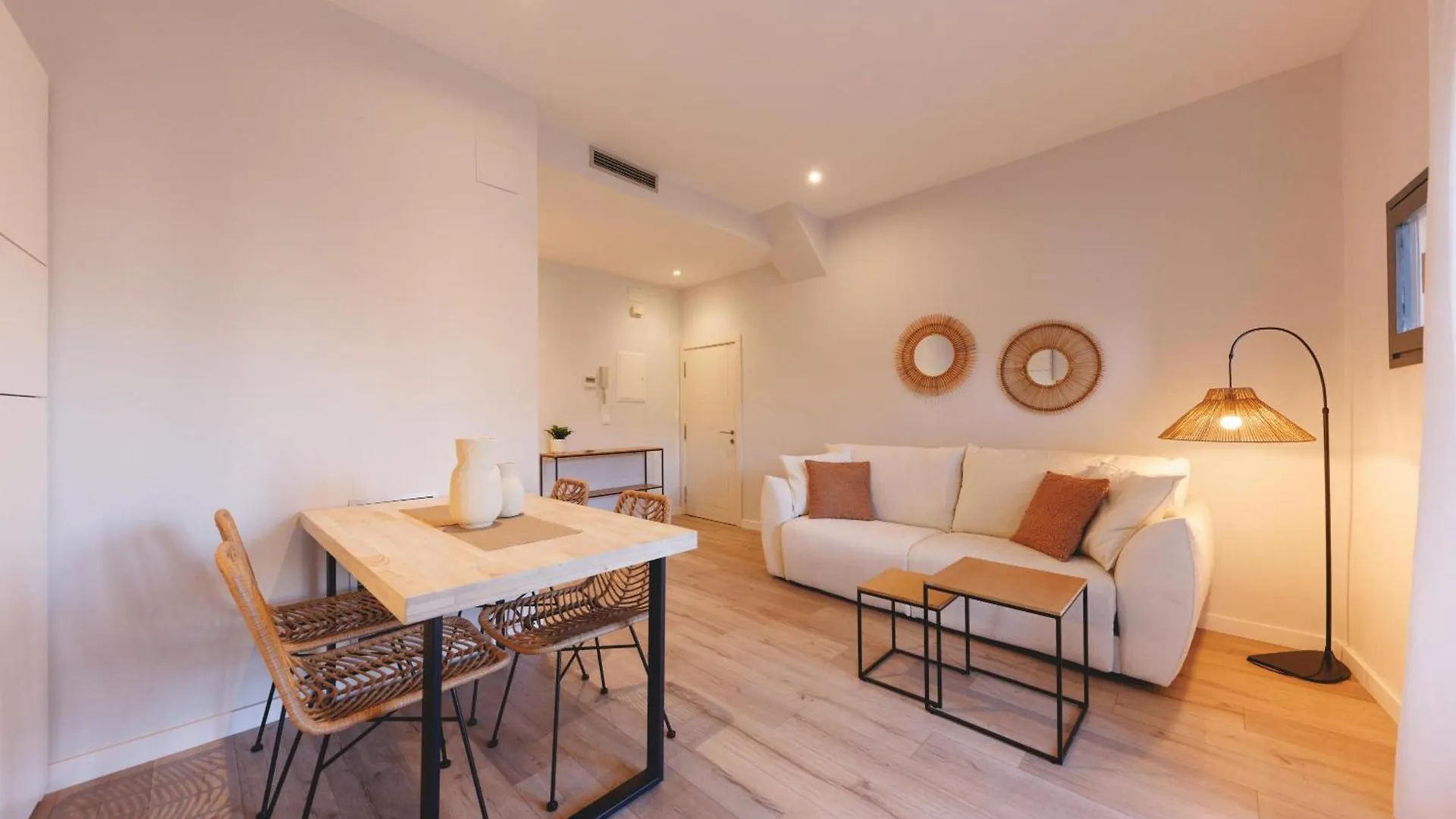 Bravissimo Calderers El Llop, With River Views Girona