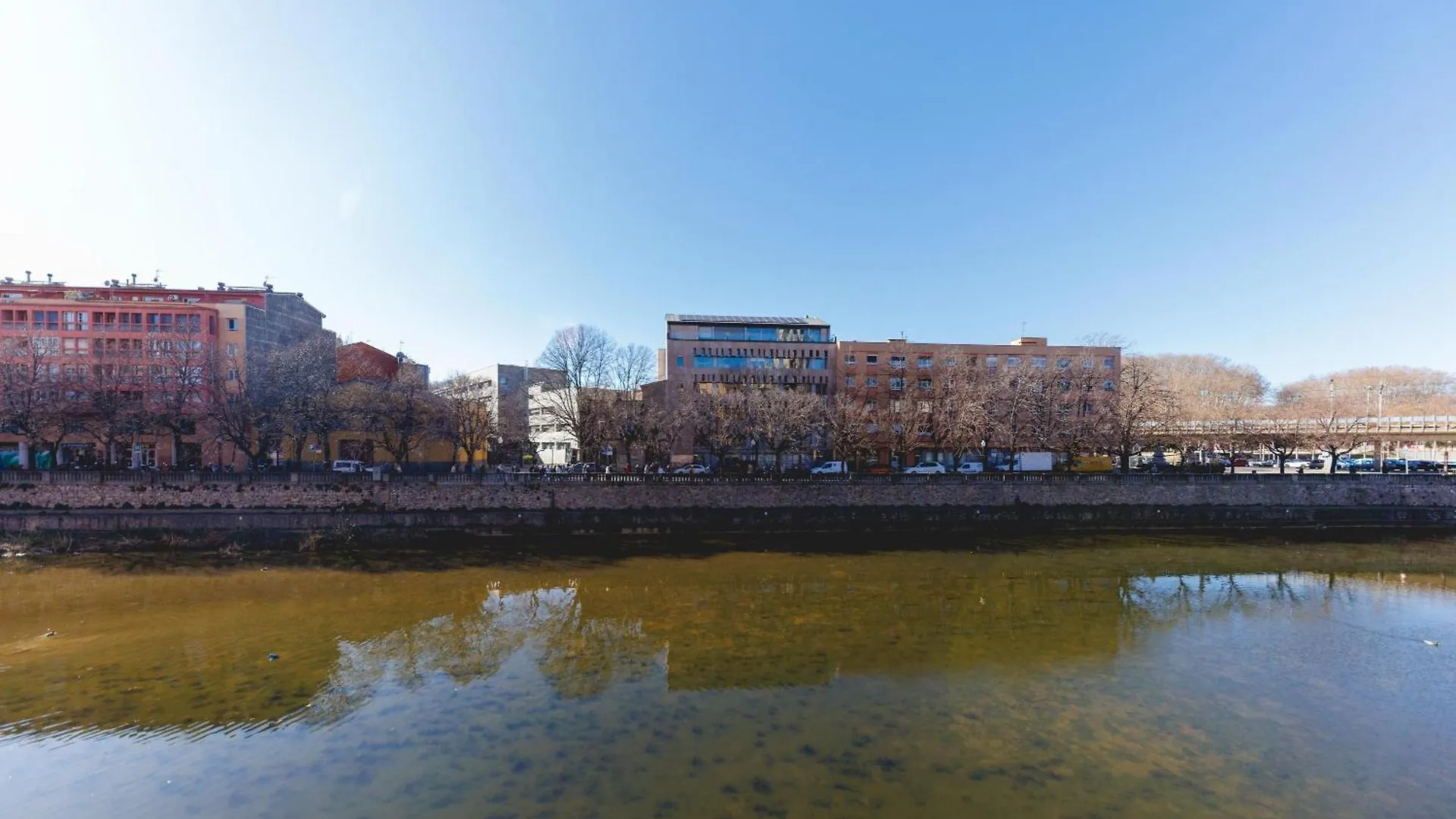 Apartment Bravissimo Calderers El Llop, With River Views Girona