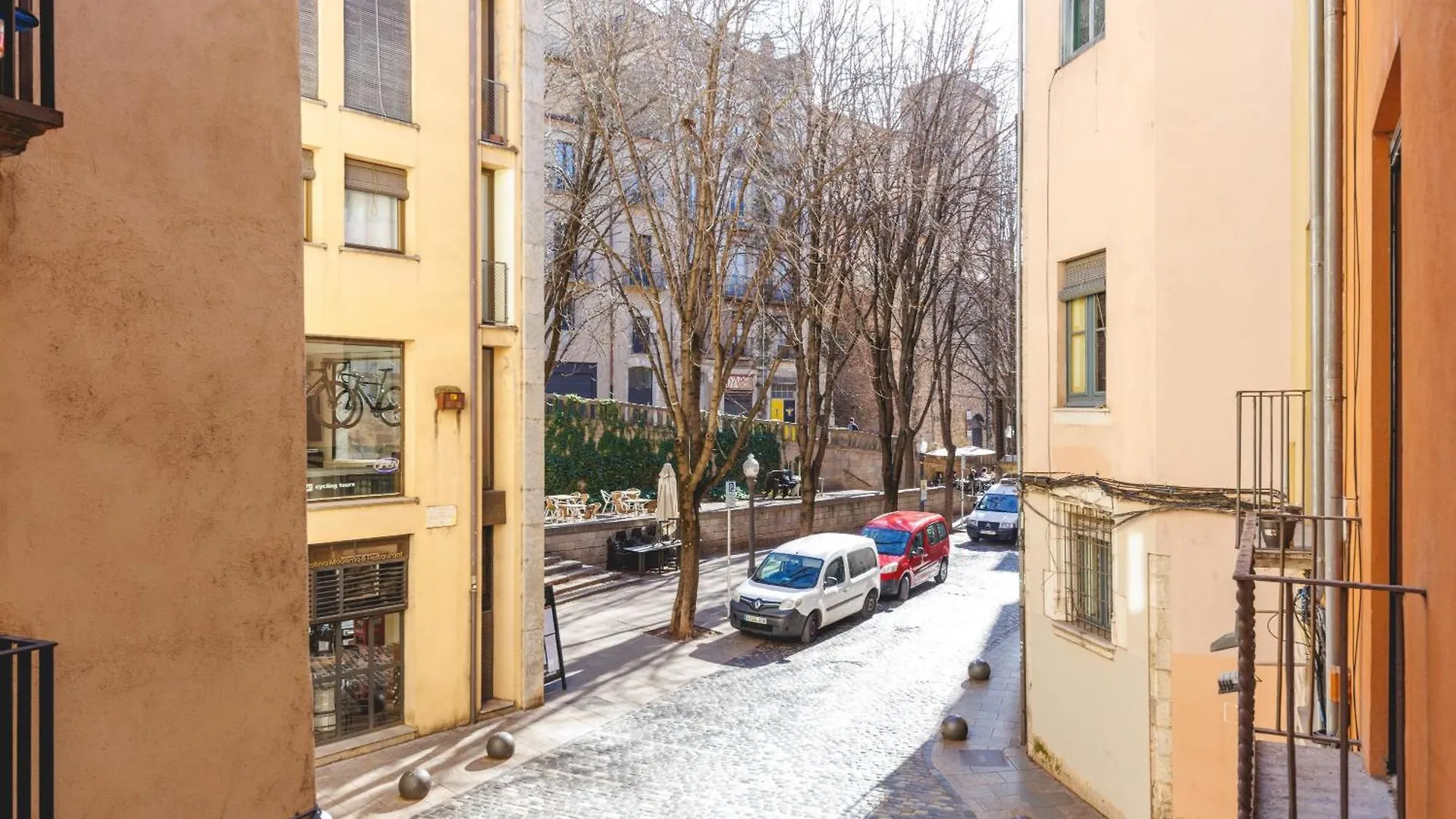 Bravissimo Calderers El Llop, With River Views Girona Spagna