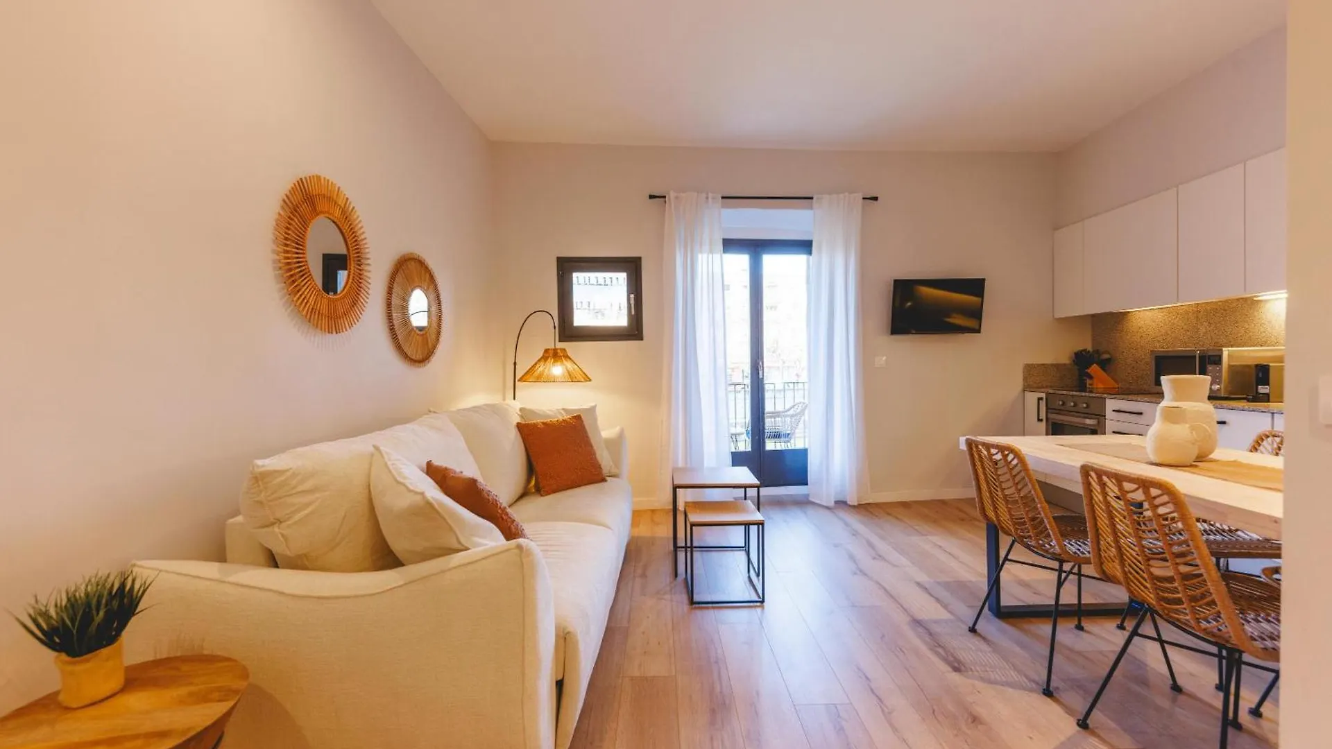 Bravissimo Calderers El Llop, With River Views Girona Appartamento