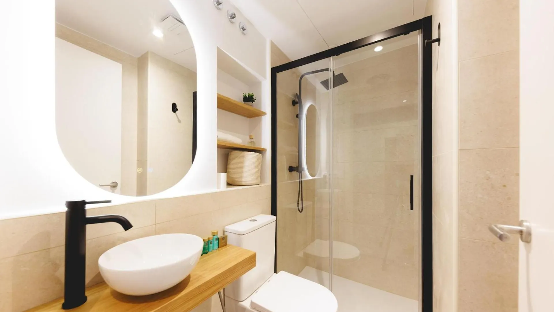 Appartamento Bravissimo Calderers El Llop, With River Views Girona